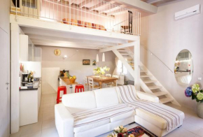 Loft con piscina privata in collina